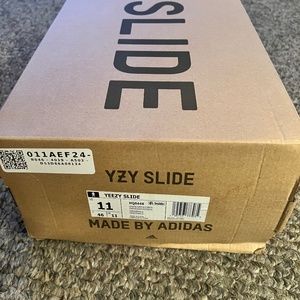 Yeezy Slides